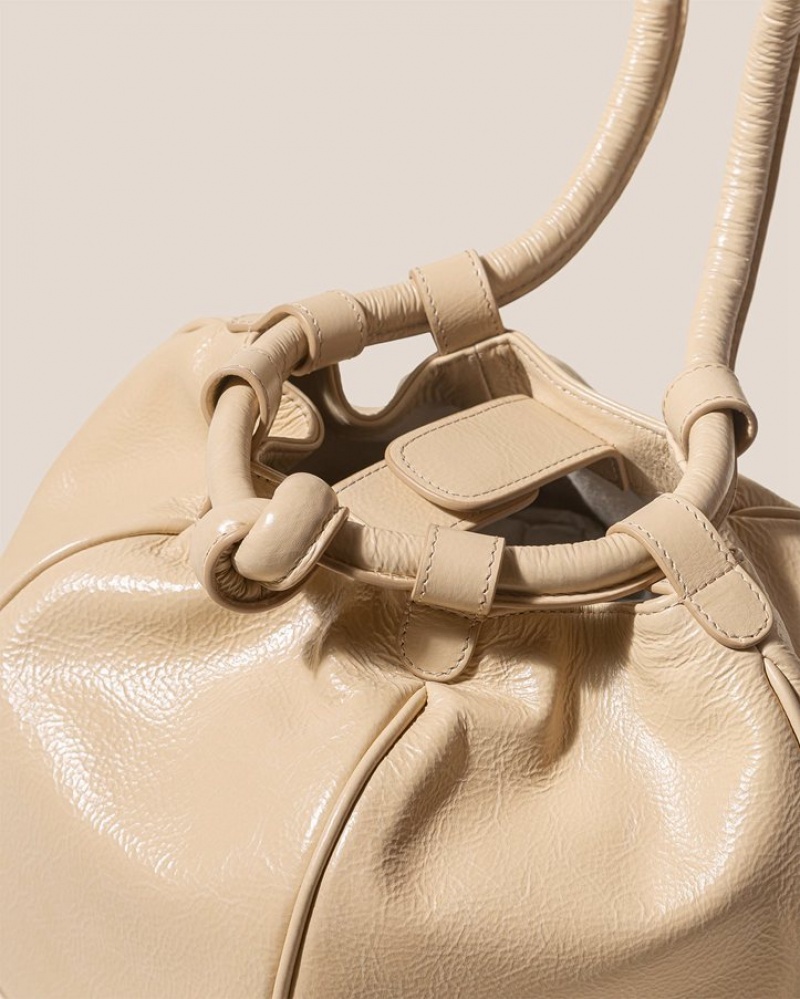 Sac Bandoulière Hereu Globul Distressed Balloon-shaped Femme Beige | Paris-71HRNGSLY